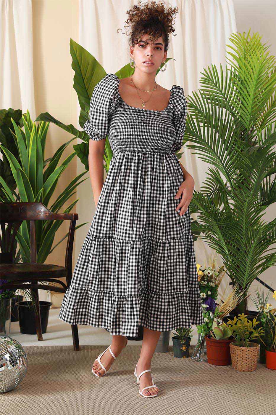 Flowers And Ribbons Dress In Checkered Print | Dresscode