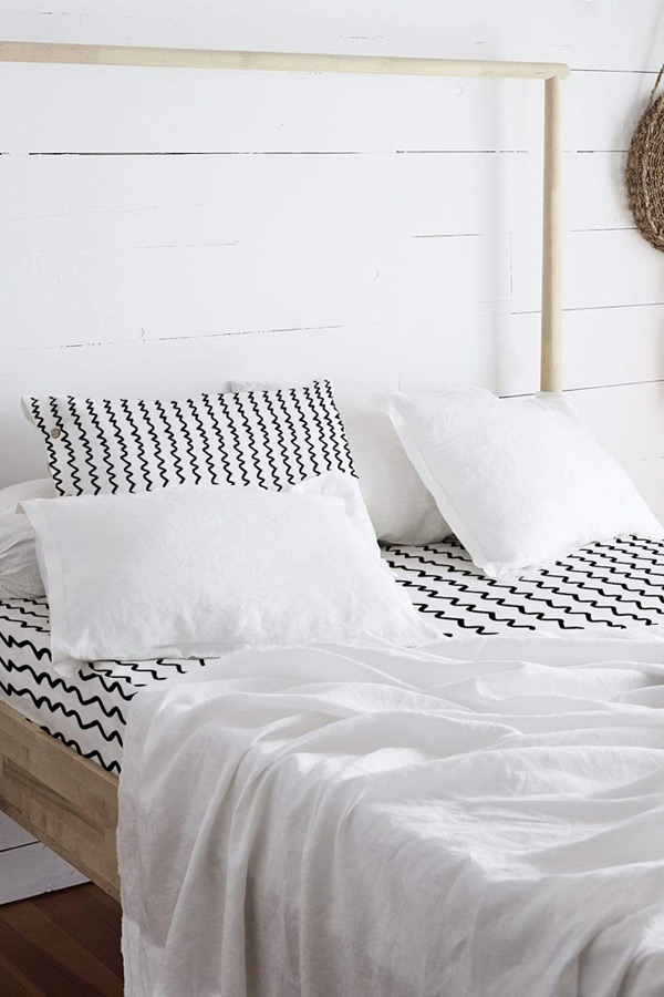 Cotton Bed Sheet Set In Black And White thumbnail