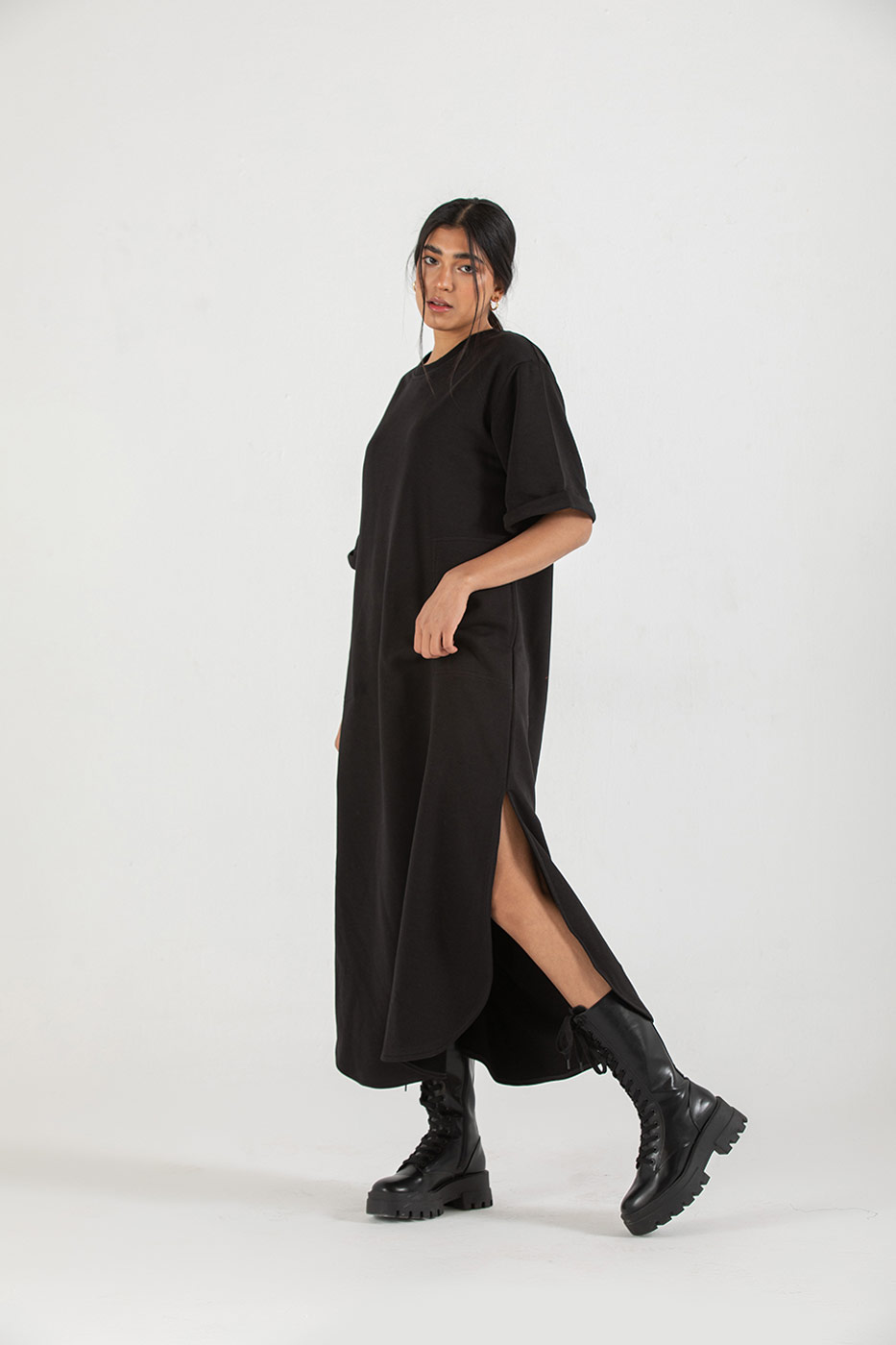 The Go To Basic Dress In Black thumbnail