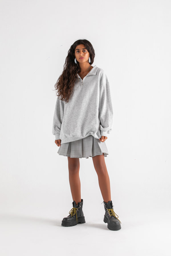 Vintage Vibe Sweatshirt In Grey – FYI thumbnail