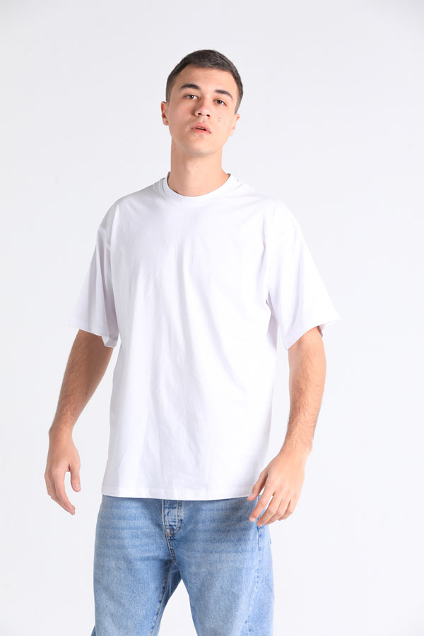 Loose Fit Classic T-Shirt In White thumbnail