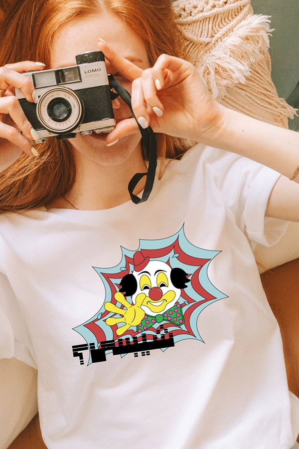 Chipsy T-Shirt In White thumbnail