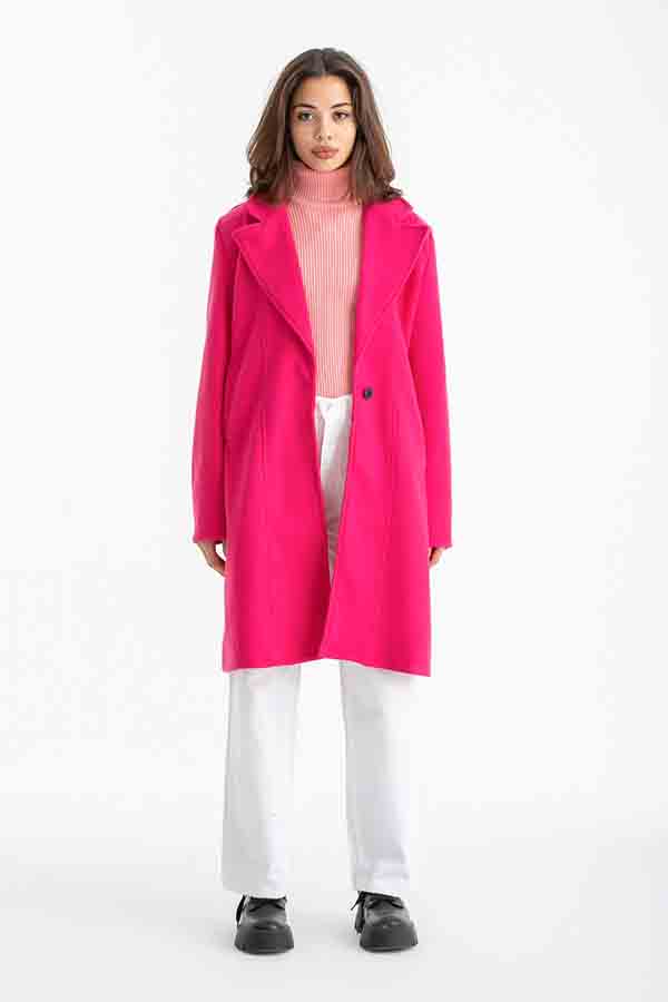 Coat Criossant In Pink – ELLE thumbnail