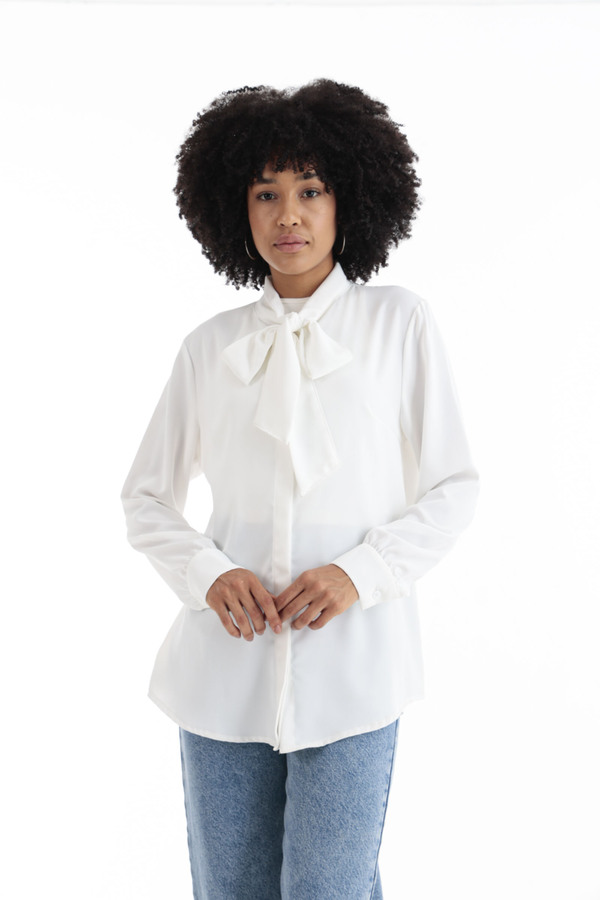 Long Sleeve Tie Front Shirt In White thumbnail
