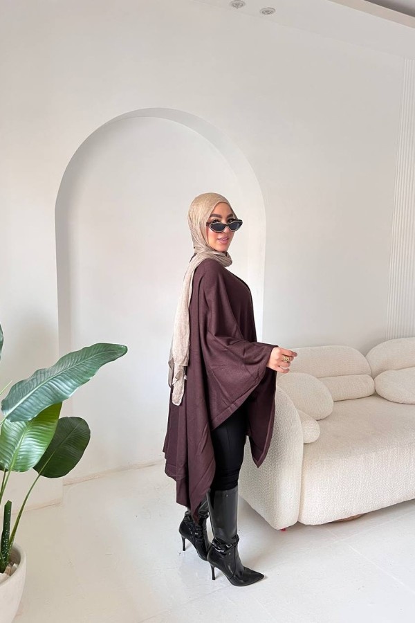 Basic Brown Cape thumbnail