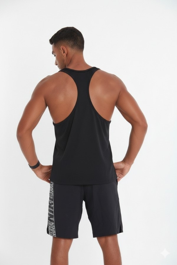 Black lining Tank Top In Black thumbnail