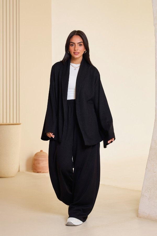 Comfy Kimono Set In Black thumbnail