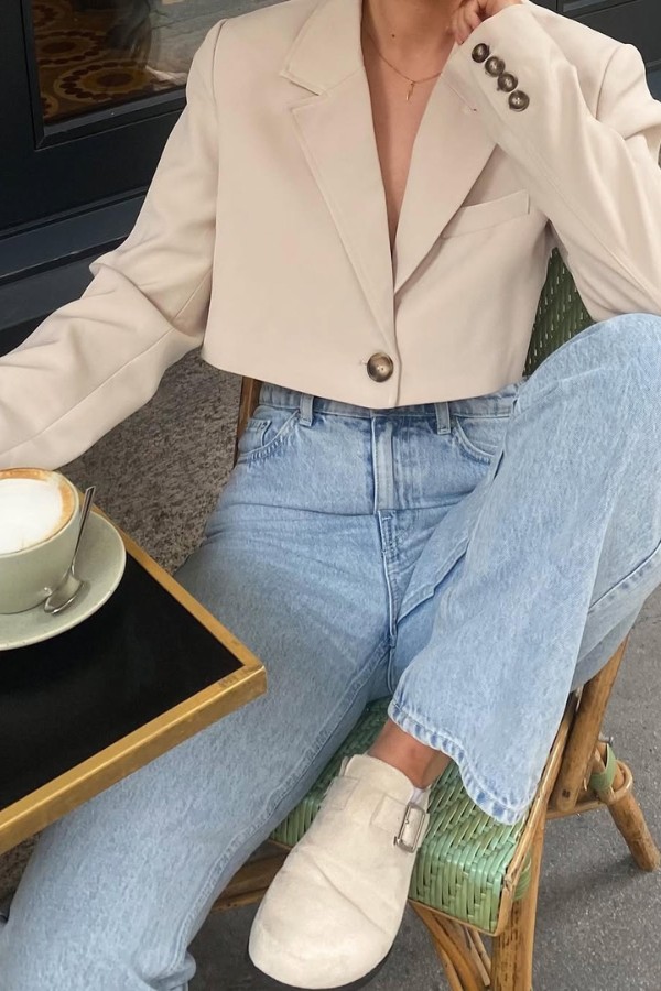 Cropped Oversized Beige Blazer thumbnail