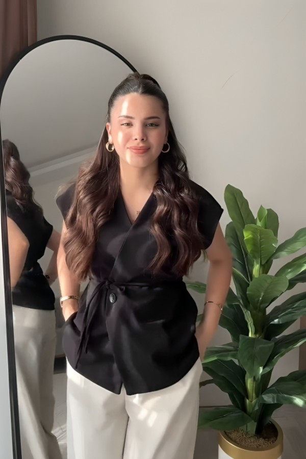 Wrap Oversized Black Vest thumbnail