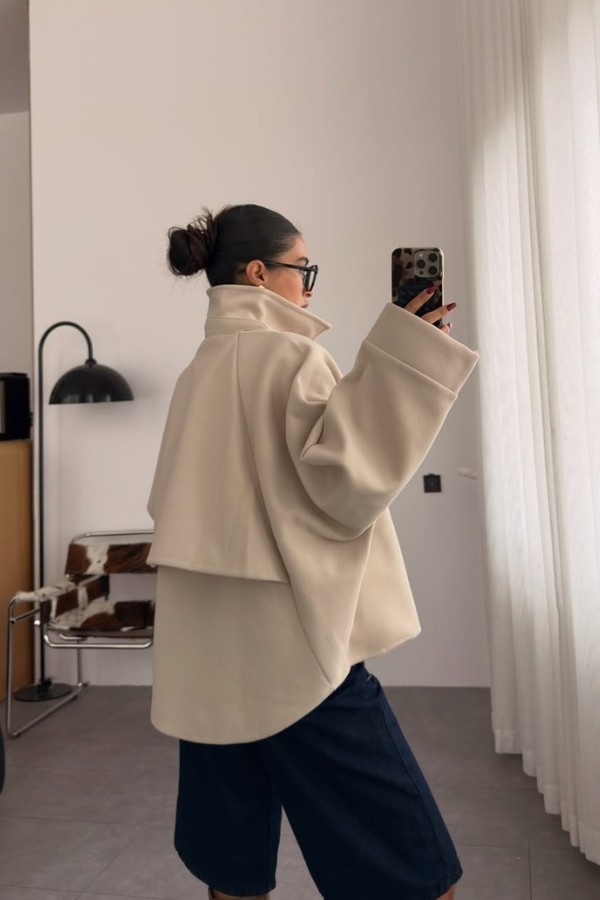 Oversized Zip Up Beige Jacket thumbnail